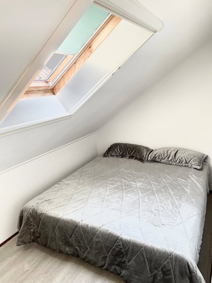 غرفة النوم 2