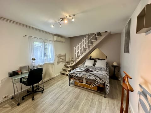 Independent apartment