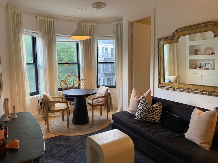 Gorgeous 2bd W Patio In Brooklyn - Queens