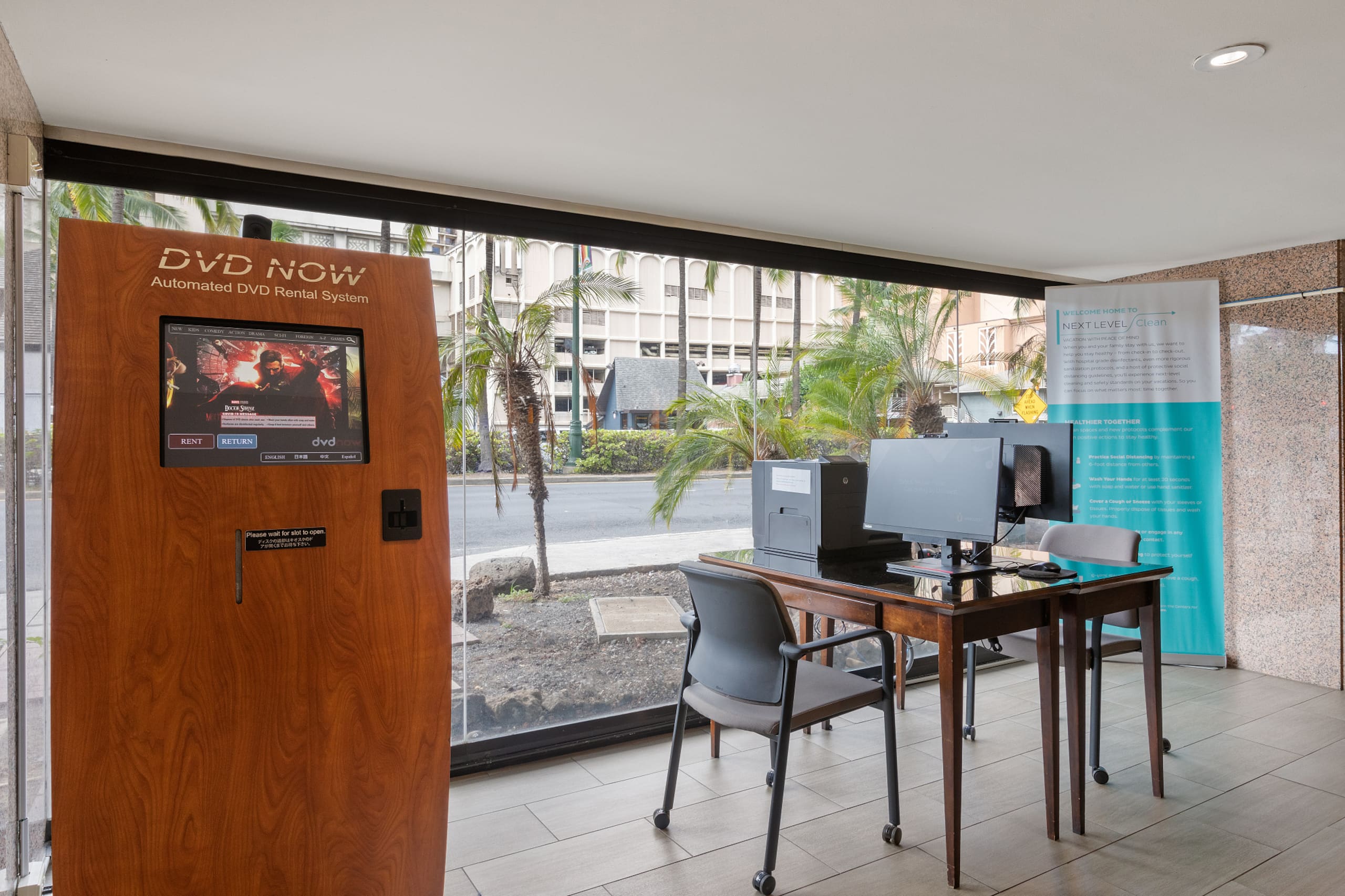 Cozy retreat w/ pool & BBQ grill - Image 40