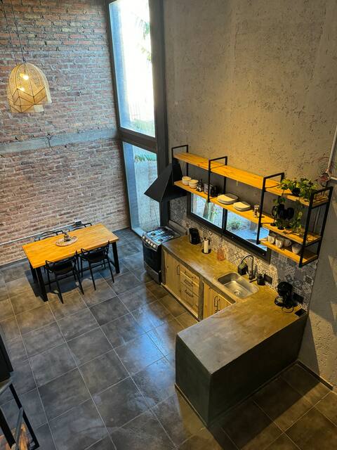 Enclosed Complex |Garden|Pool|Grill|Breakfast