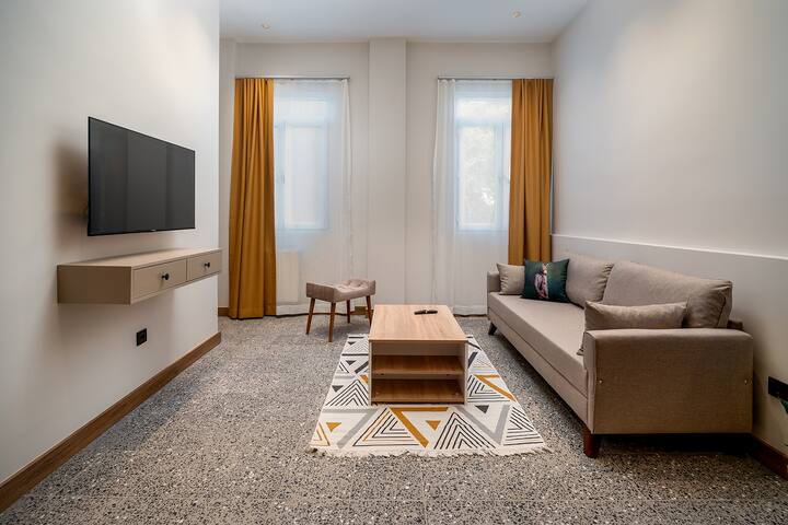 Spacious 2-Bedroom 2-Bathroom Apartment for Groups gallery image 2