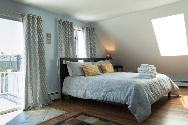 “Beachwalk” 2 – 300 ft to Beach gallery image 5