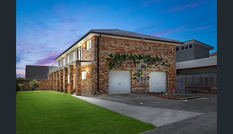 Spacious Ocean View Home in Noraville