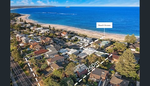 Spacious Ocean View Home in Noraville