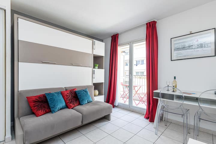 Studio 2* Pool*beach* Aircon* - Niza