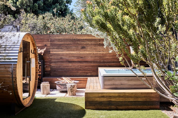 Modern Venice Beach House With Sauna And Spa - Santa Monica, CA
