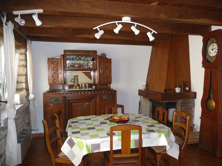 Maison De Campagne, Doubs. - Baume-les-Dames