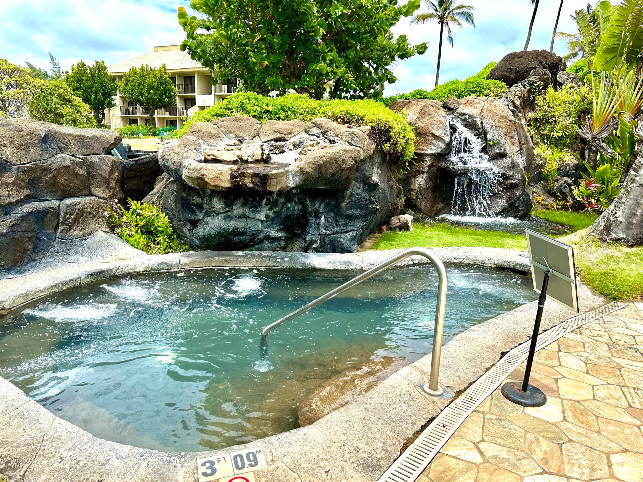 Resort in Lihue · ★4.69 · 1 bedroom · 2 beds · 1 private bath - Image 15