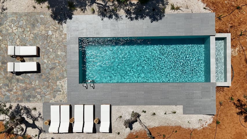 Villa The Pines- Private Pool – Near The Beach