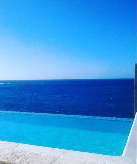 Villa Je Suis Content, Jamaica - 4 Bdrm; 4.5 Bth