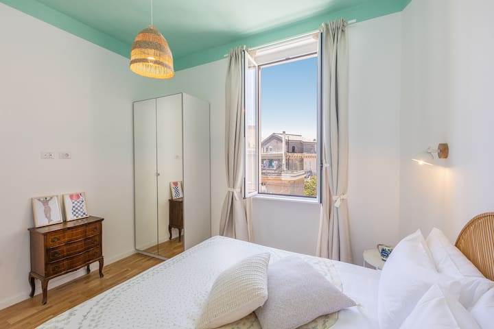 Amazing Penthouse Prati Vatican Terrace gallery image 5