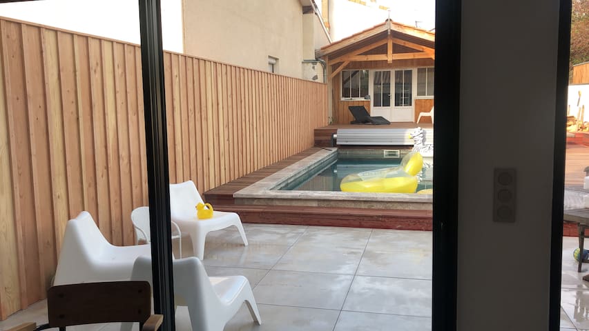 Maison 5 chambres avec piscine sécurisée gallery image 2