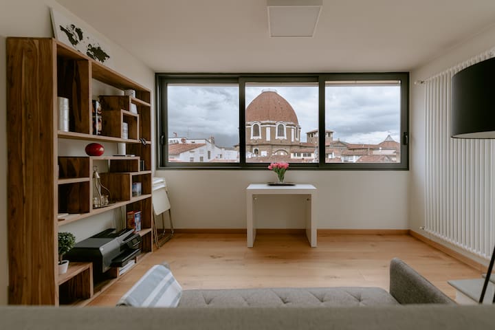 On the roof of Florence: vibrant Apt with view