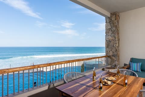Popular Airbnb listing: Casa Wen :3BR/2Bath Beachfront panorama view Condo in Los Cabos