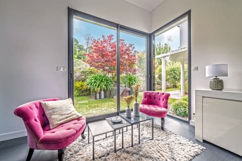 Successful Airbnb property: New villa with sea view, close to beach and thalasso in Douarnenez