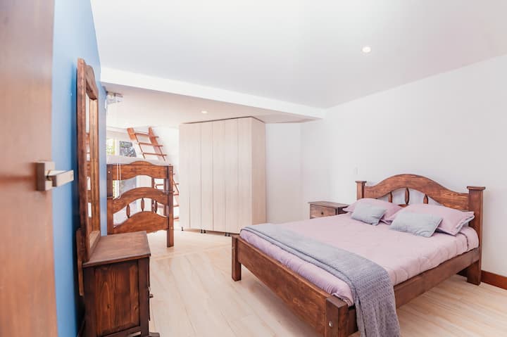 Habitacion 3 con cama doble y camarote