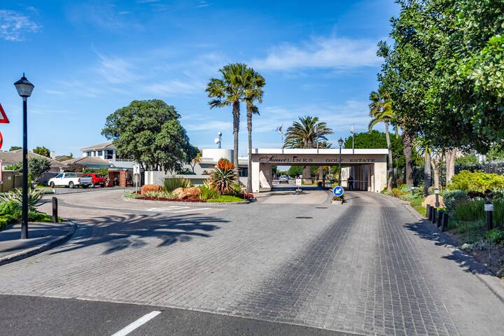 Vacation Villa Cape Town gallery image 3