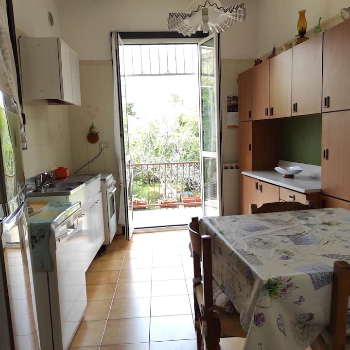 Varazze Centro*vicino Mare* - Celle Ligure