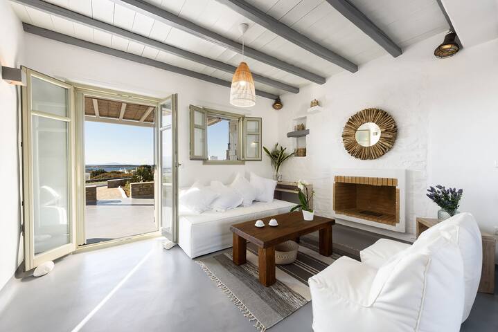 The Nature Breeze House in Santa Maria, Paros gallery image 2