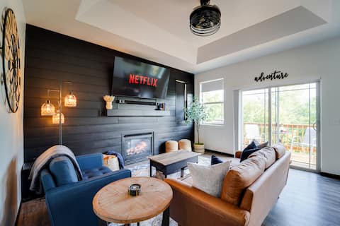 3King Beds-6 Smart TVs-Gameroom-Dells-Kid Friendly