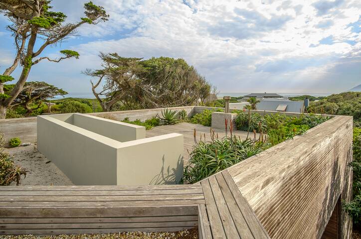 Stylish Kommetjie Escape gallery image 2