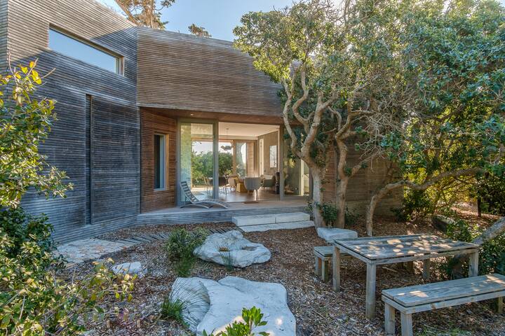 Stylish Kommetjie Escape