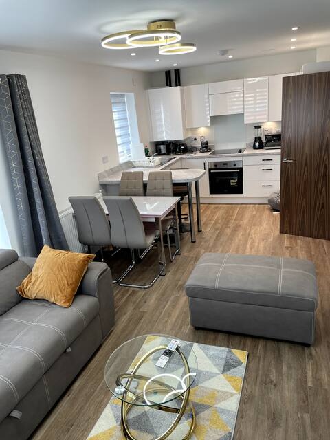 En-suite room in a 2bed Flat FreeParking!
