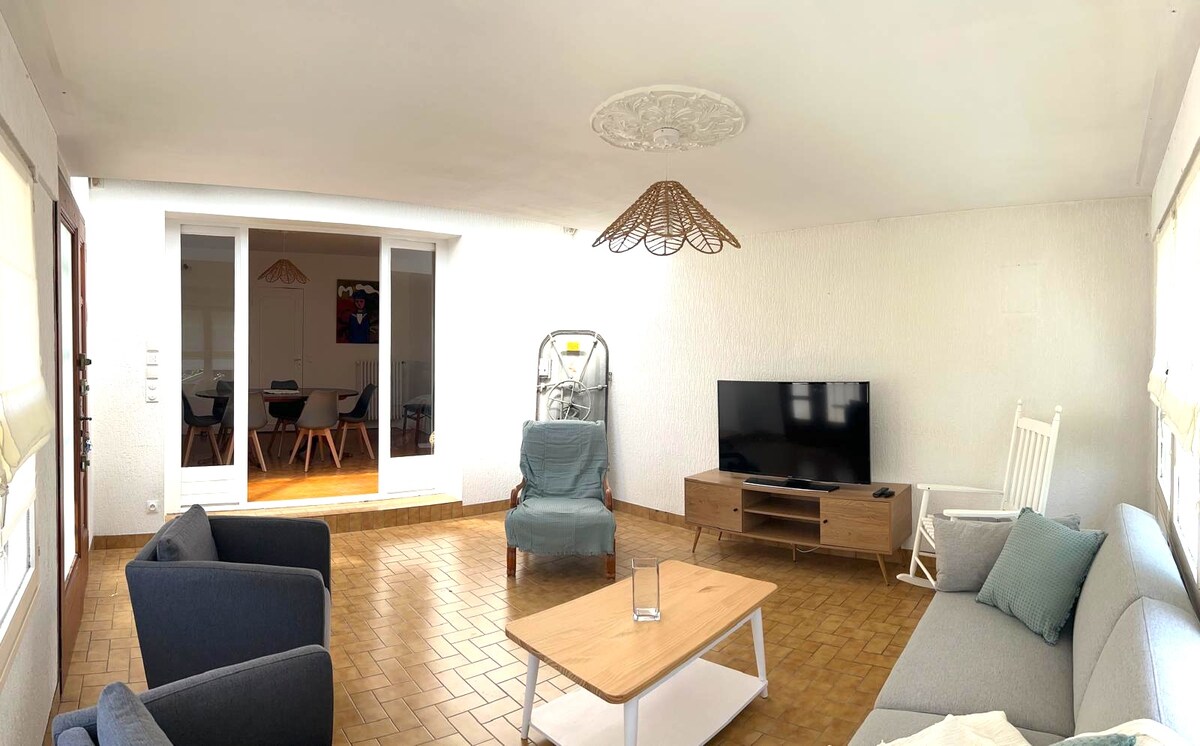 Top Airbnb: Historic house (Sword Beach) 300 m from the sea à Ouistreham