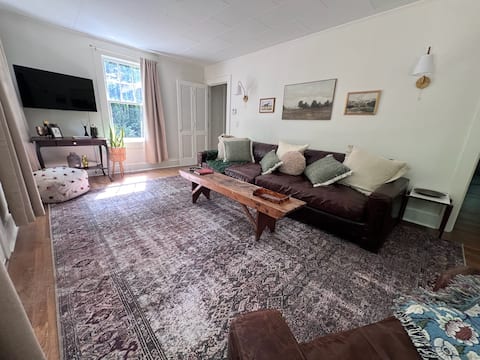 Popular Airbnb listing: Cottage at Little River in Flat Rock