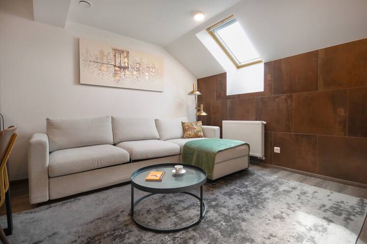 Trendy Unique Apt in Prague wth A/C – CORU House gallery image 4