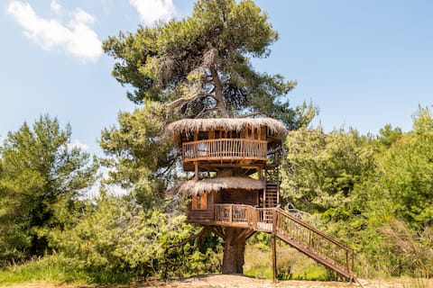 Treehouse Greece
