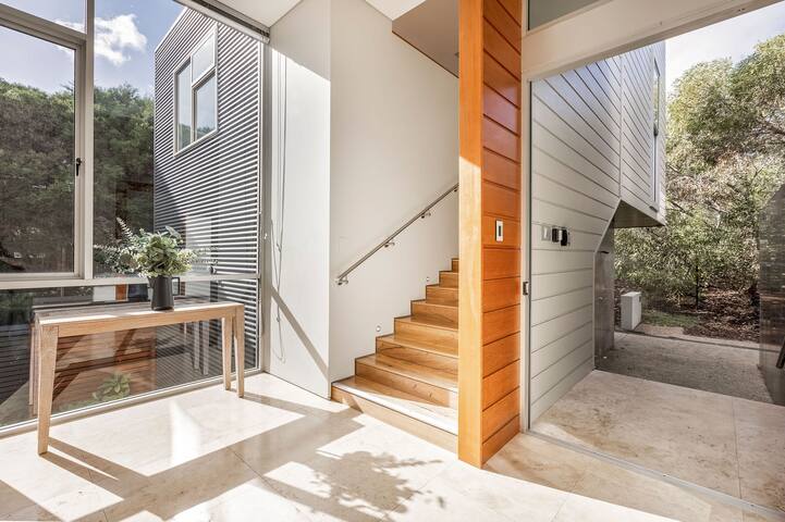 Sundance | Luxe Homestays | Yallingup Beach gallery image 4