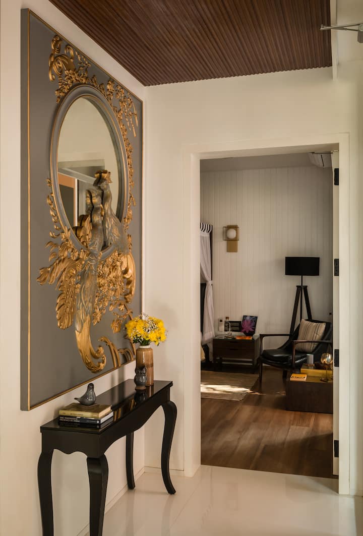 Living room image 3