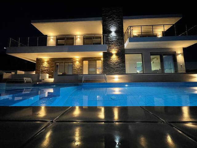 Villa Elizavet, luxury Villa + pool and sea views gallery image 2