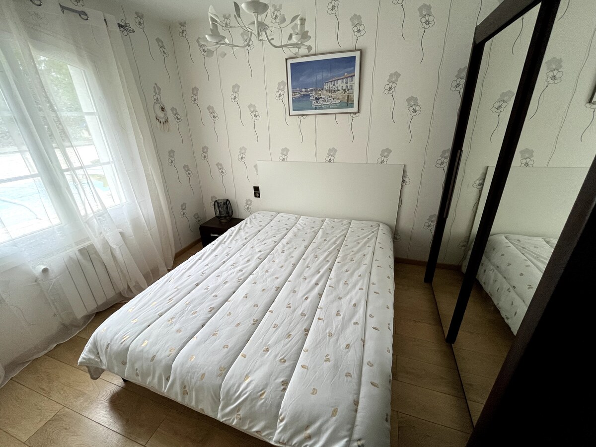 غرفة نوم 2 سرير 160x200