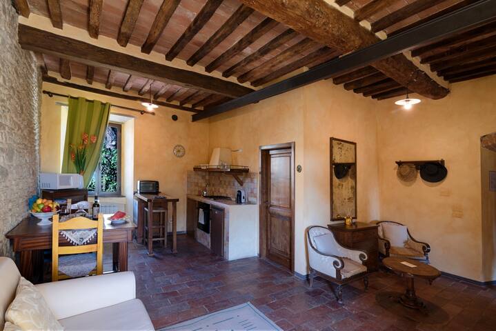 Listing in Cortona