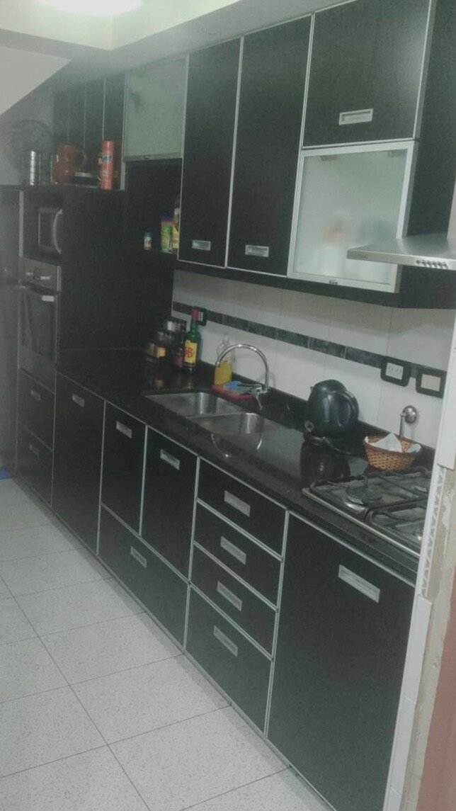 Departamento de 3 ambientes con 2 dormitorios y balcón en Villa General Mitre