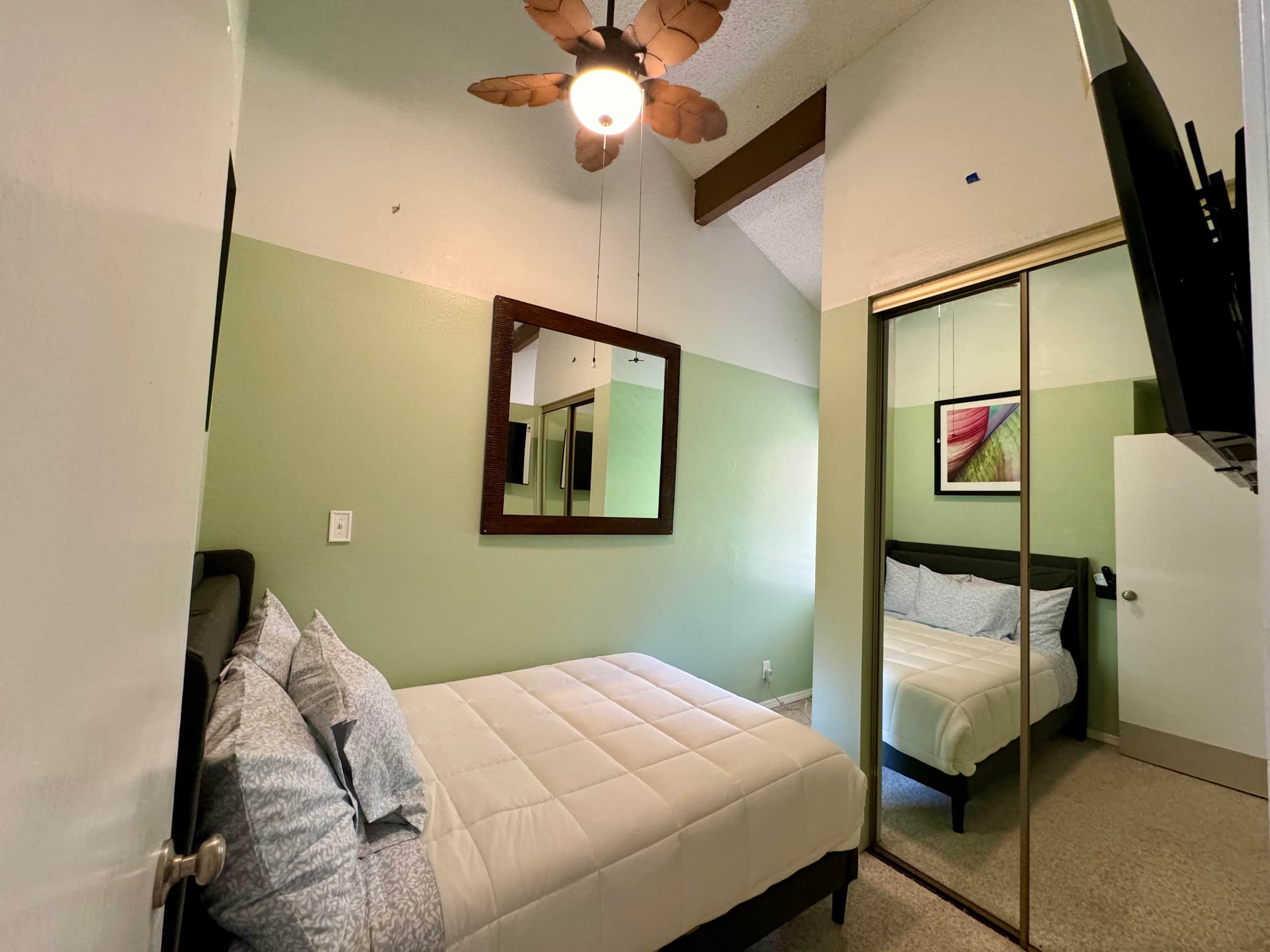 Condo in Lihue · ★4.99 · 2 bedrooms · 3 beds · 1.5 baths - Image 18
