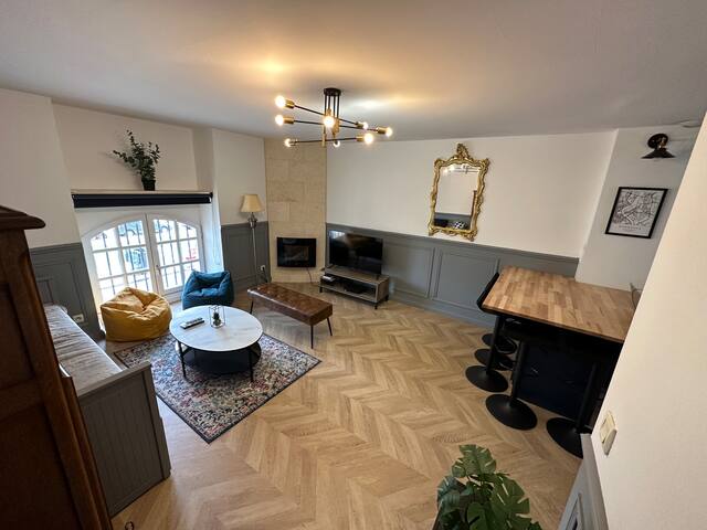 Appartement hyper centre Bordeaux + parking