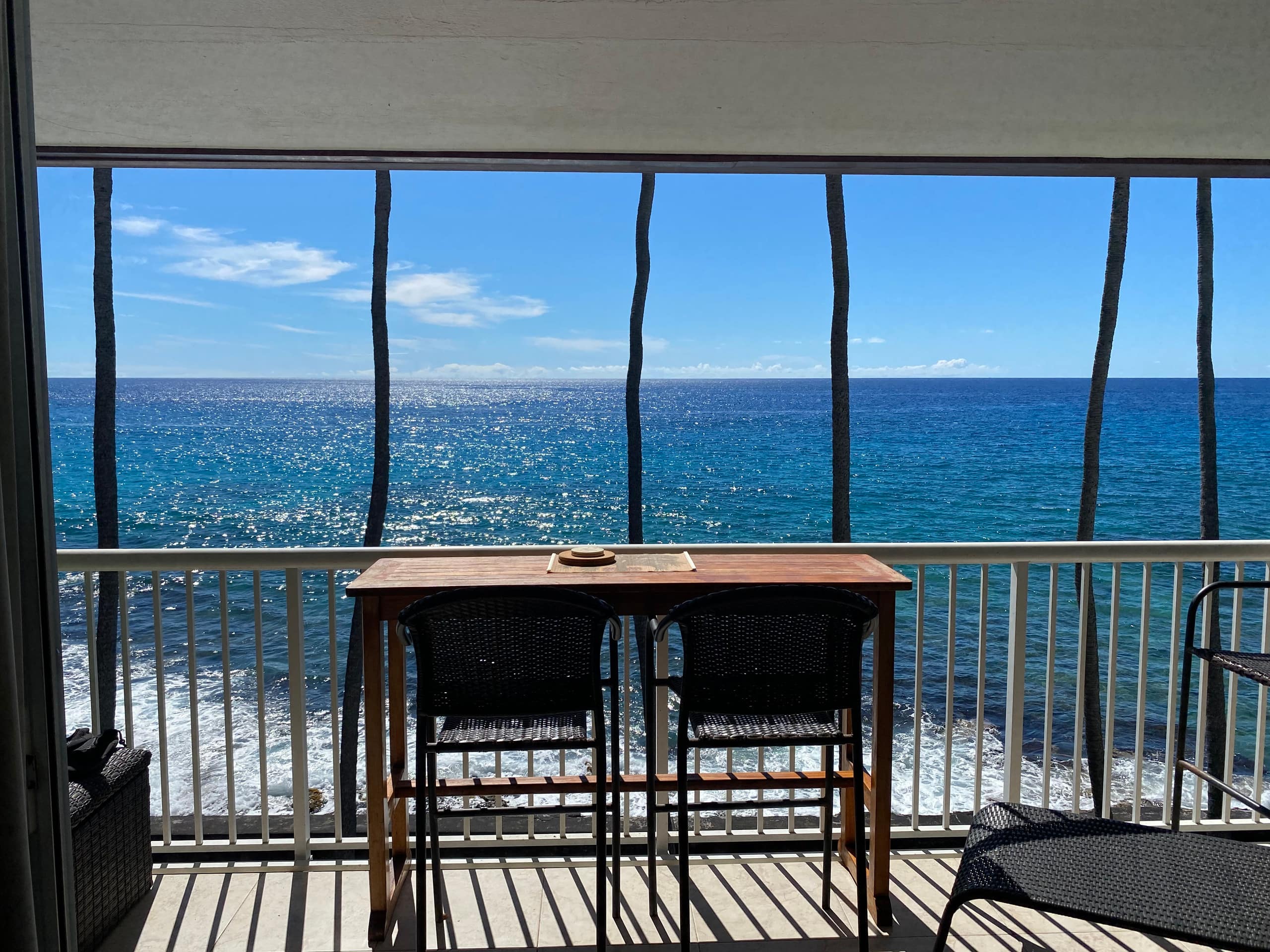 Kona Oceanfront Studio  #311 WITH LANAI and  A/C!! - Image 2