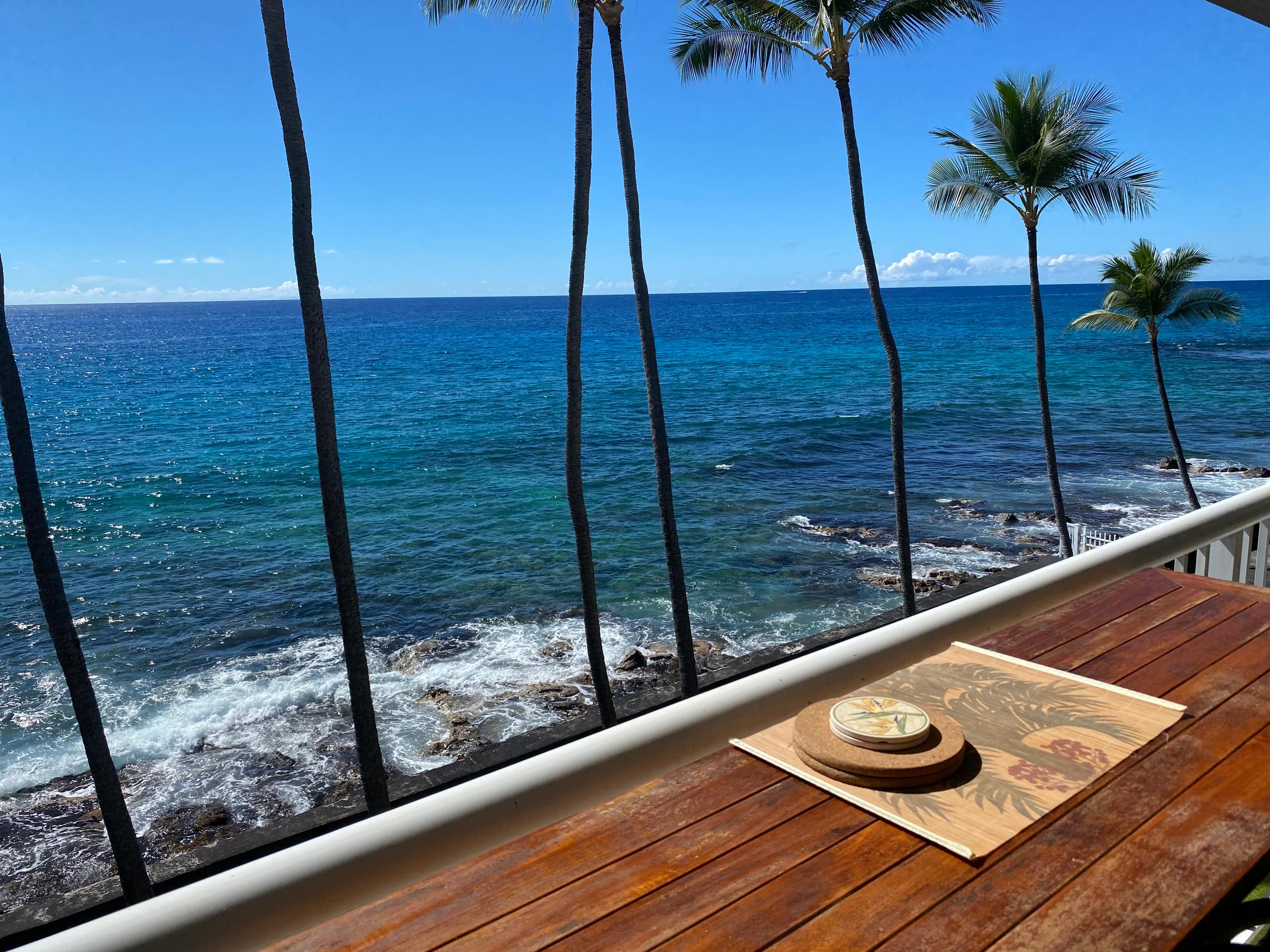 Kona Oceanfront Studio  #311 WITH LANAI and  A/C!! - Image 17
