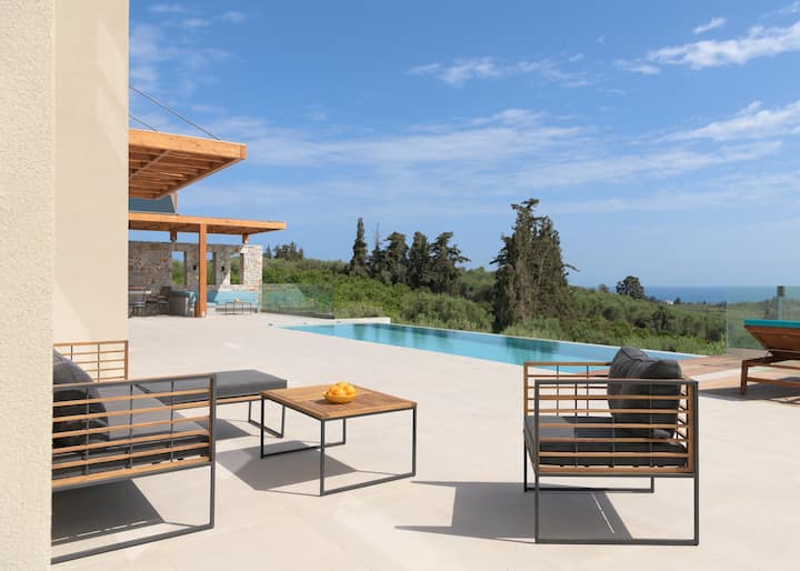 Blue Zone Villa, A Seaview Sanctuary With Pool - Chania