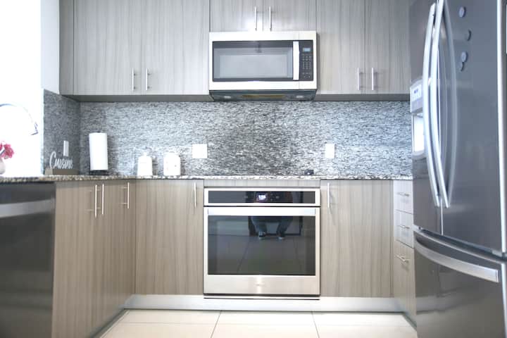 D12o6a 1/1 Apartment In Downtown Doral. Gorgeous - Hialeah, FL