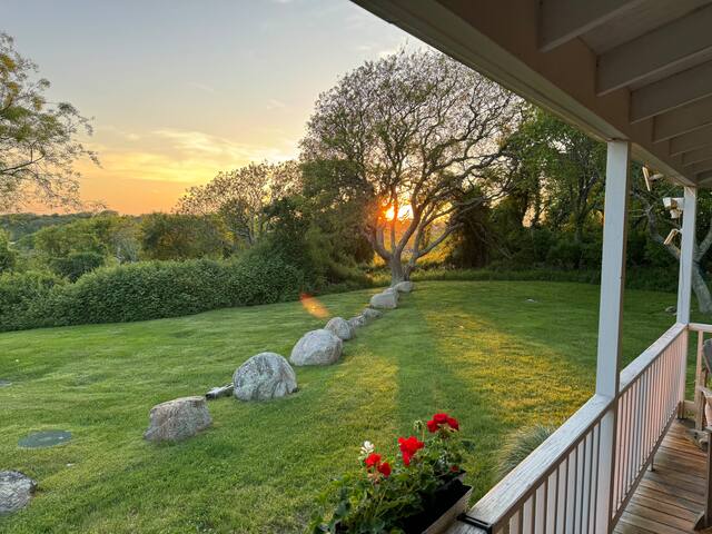 Dreamy Block Island Beach House gallery image 2