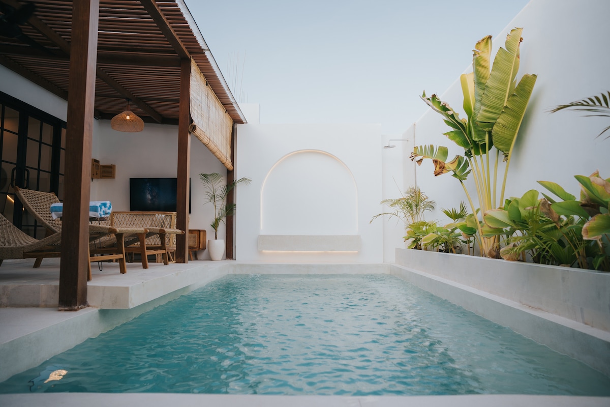 Brandon Villa Lovina with Private Pool photo 9