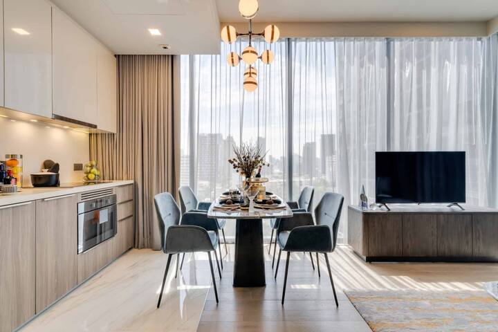 Designer Luxury Best Location Asoke BTS MRT gallery image 2