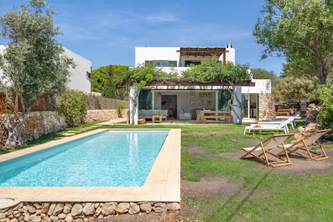 Villa Pepponi by 3 Villas Menorca