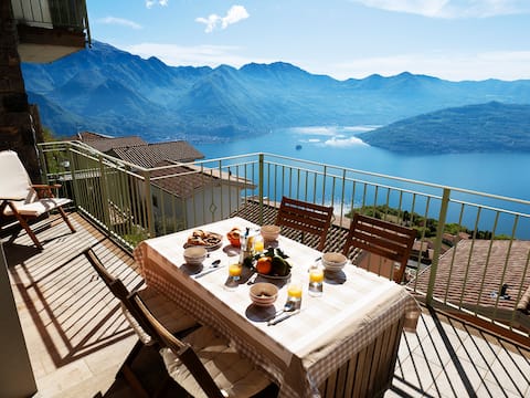 EnjoyIseoLake - Cezanne - with pool and lake view