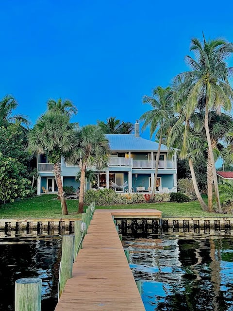 Yachter's Paradise NL -
Holiday Sunshine